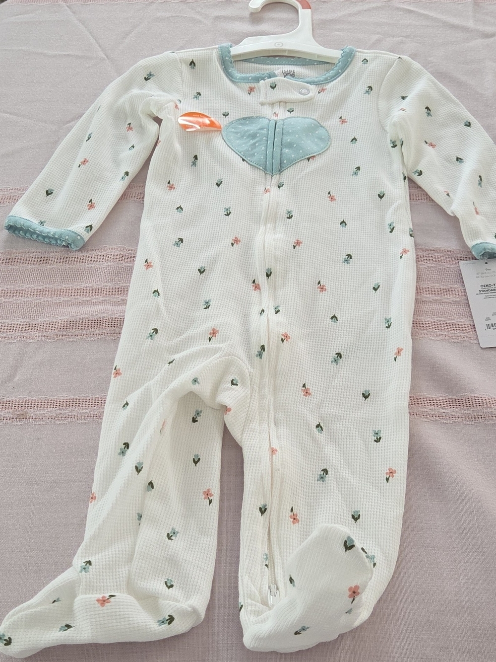 Carter's White Floral Waffle Footie with Blue Heart Size 9 Mo BNWT